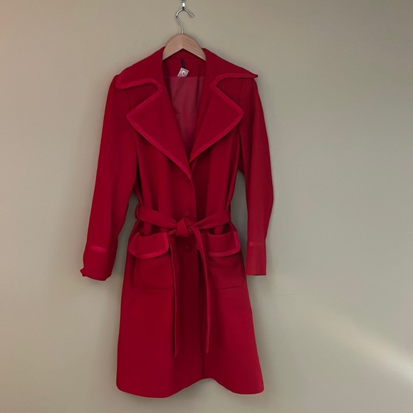 Trend-a-Porter | Wool coat with ribbon detail | Red | Size 10 - Picture 1 of 12